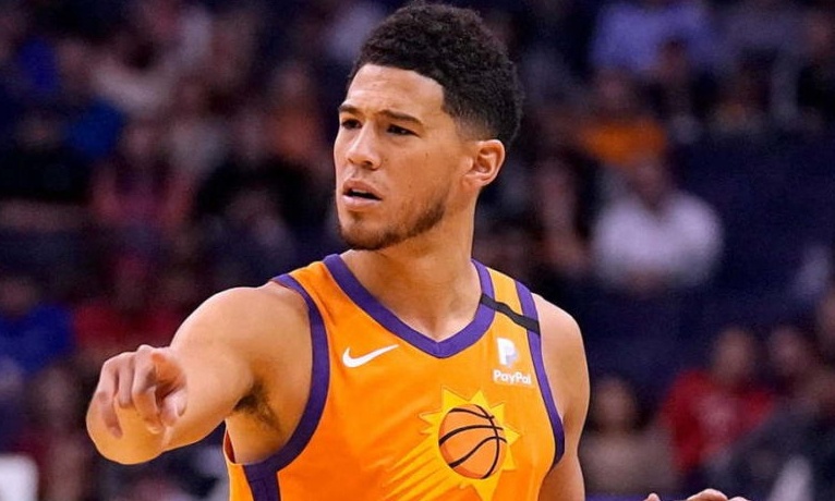 NBA: Οι δέκα πιο «καυτές» ντρίμπλες του Ντέβιν Μπούκερ (video)