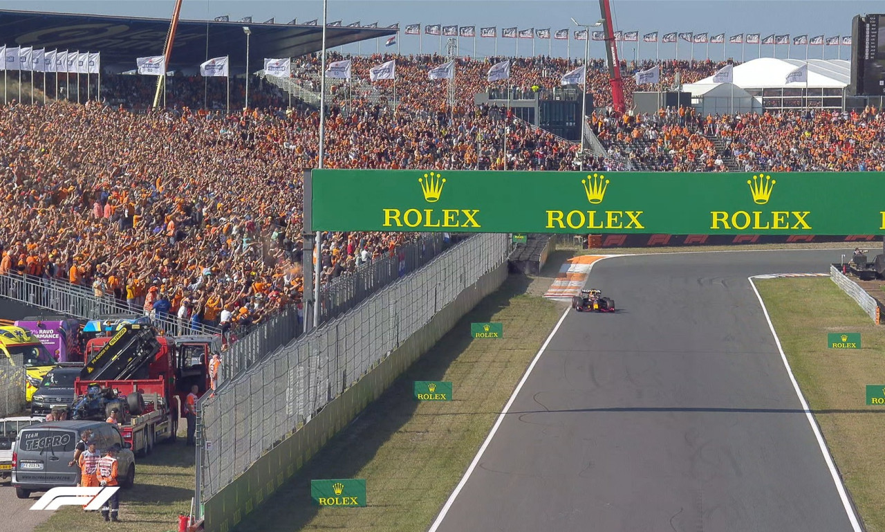 Formula 1: Ο... γηπεδούχος Φερστάπεν πήρε την pole position (photos)