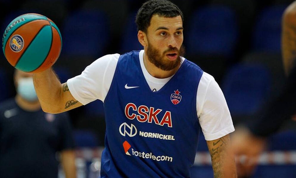 ΤΣΣΚΑ: Ελεύθερος ο Μάικ Τζέιμς (photos&video)