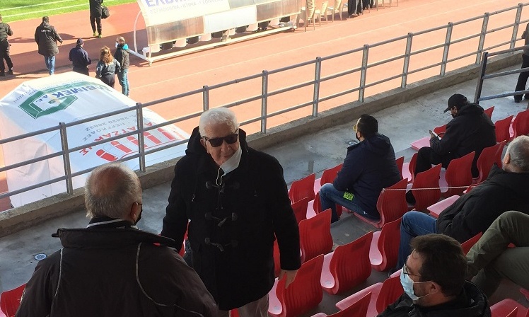 ΟΦ Ιεράπετρας: Θετικός στον κορονοϊό ο Χηνόπουλος