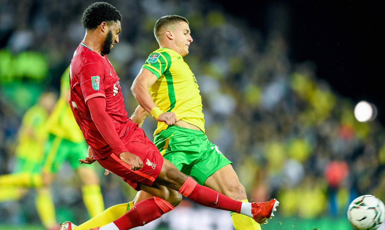 Νόριτς-Λίβερπουλ: Άτυχος ο Τζόλης, έχασε πέναλτι- Από κόρνερ Τσιμίκα το 0-1 (videos)