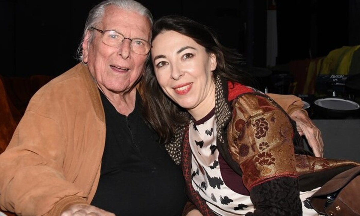 Αλίκη Κατσαβού: «Ο Κώστας Βουτσάς δεν μου άφησε ούτε καταθέσεις, ούτε διαθήκη»