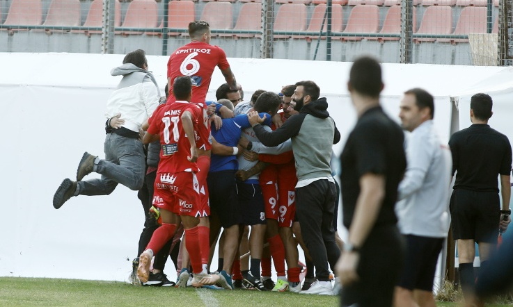 O Ριβάλντο του Πανσερραϊκού «γονάτισε» τον Ηρακλή - Το γκολ της πρόκρισης στο 91' (video)