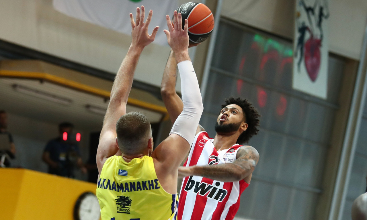 Λαύριο-Ολυμπιακός 72-108: Ένα (ιστορικό) δεκάλεπτο ήταν αρκετό... (photos)