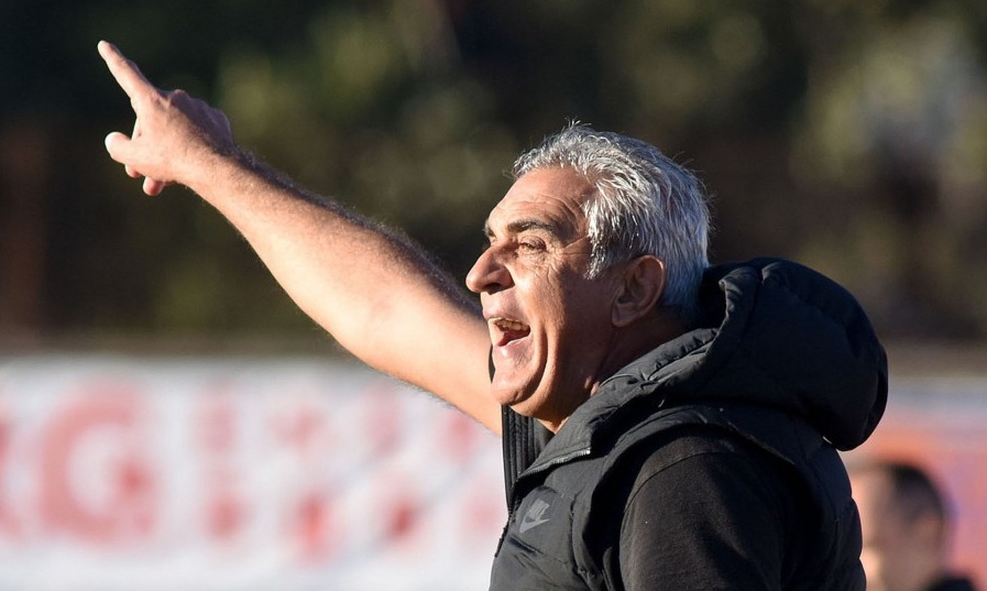 Νέα Αρτάκη: Διαζύγιο με Κουρμπανά και αιχμές για έλλειψη σεβασμού
