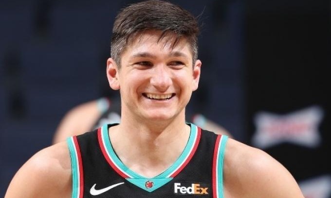 NBA-Μπακς: Έμεινε ο Άλεν με 20 εκατ. δολάρια!