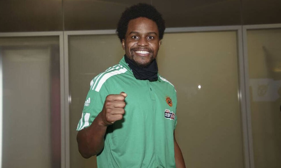 Mακάμπι-Παναθηναϊκός ΟΠΑΠ: Συστήθηκε με «μαγική» ασίστ ο Φέρελ (video)