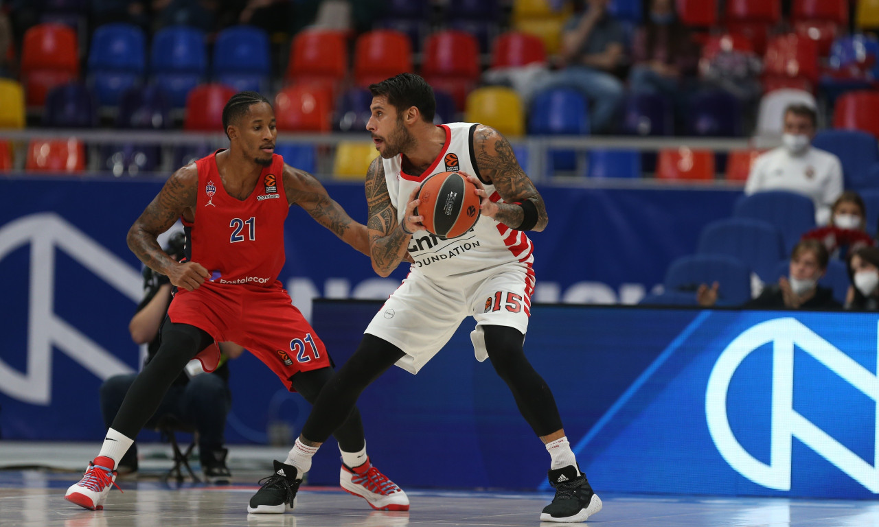 ΤΣΣΚΑ Μόσχας-Ολυμπιακός: Η «μάχη» Κλάιμπερν-Ντόρσεϊ και η ρωσική επικράτηση (video+photos)