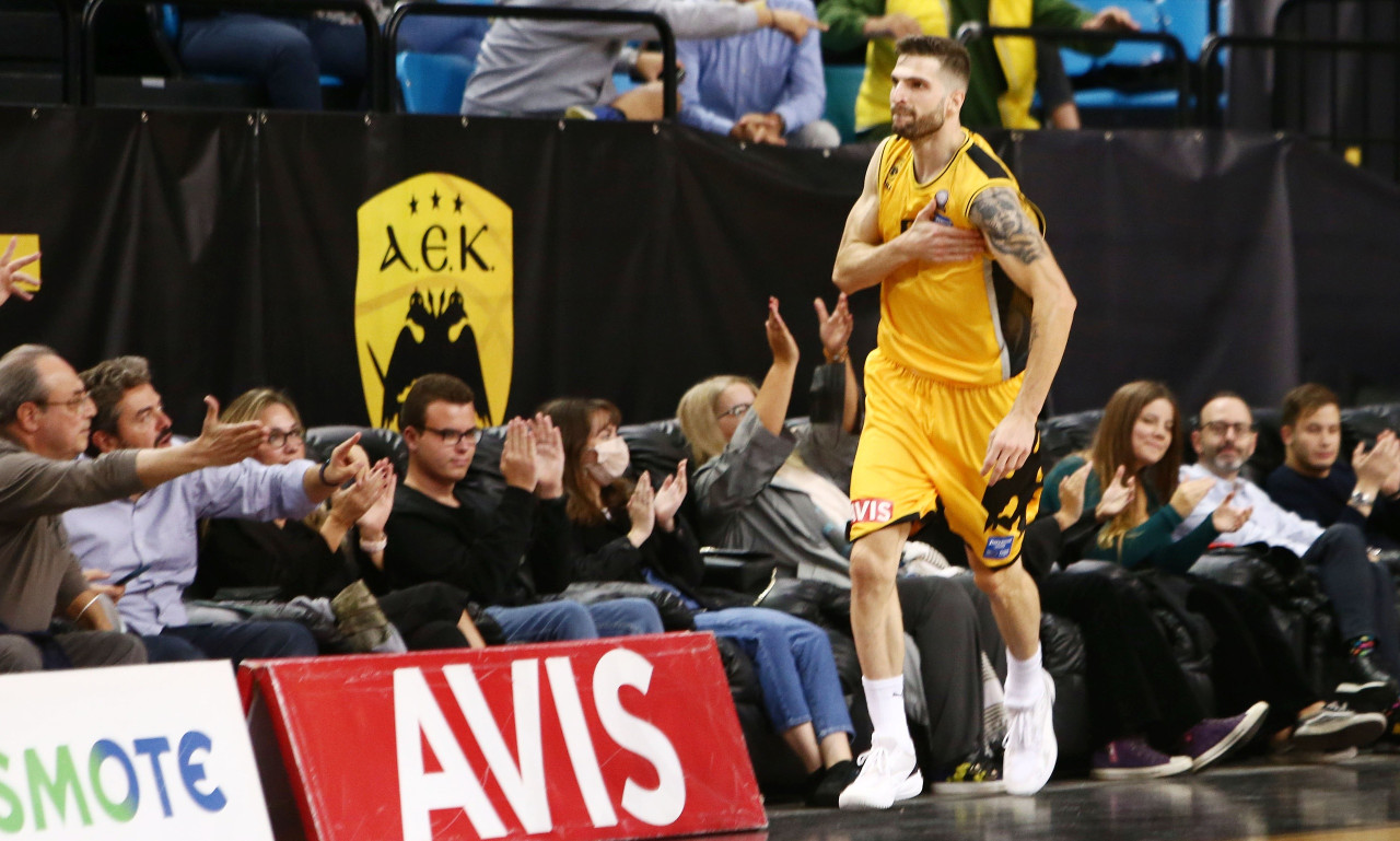 ΑΕΚ-Άρης 64-63: «Λύτρωση» από τον Πετρόπουλο!