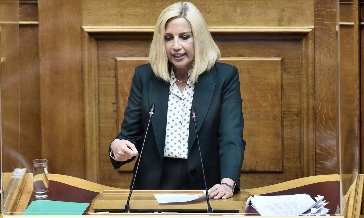 Κρίσιμες ώρες για τη Φώφη Γεννηματά - Επιδεινώθηκε η υγεία της