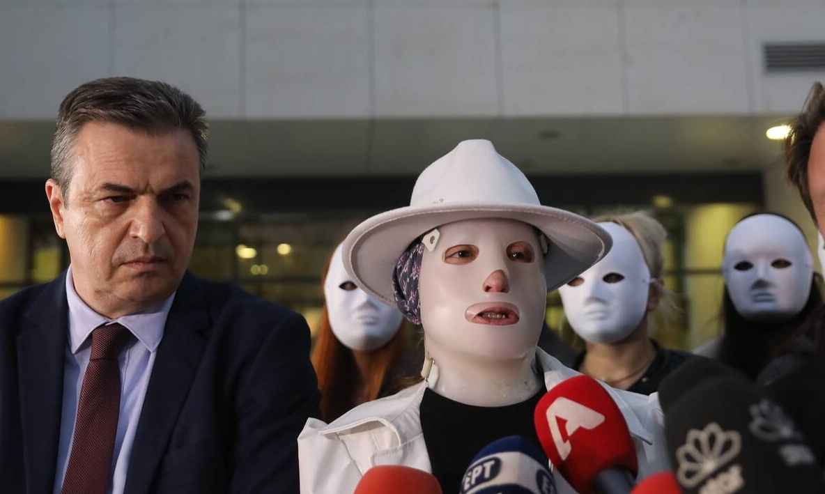 Ιωάννα Παλιοσπύρου: Συγκλονιστικές στιγμές μετά την απόφαση του Δικαστηρίου - «Σας ευχαριστώ όλους»