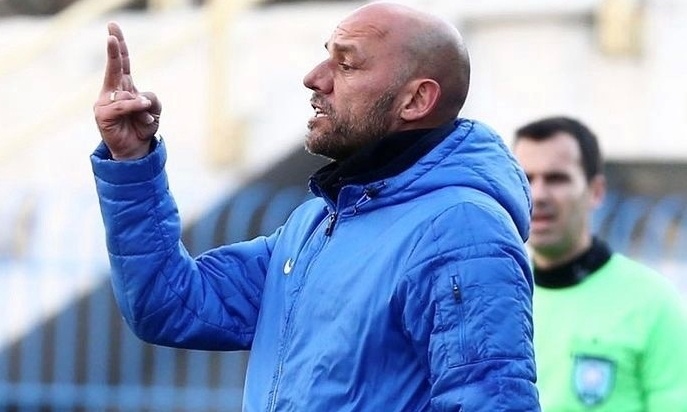 Φωστήρας: Τέλος ο Καραδήμος