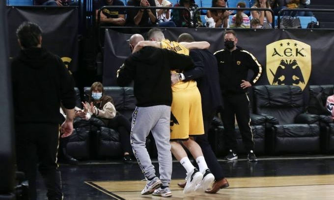 ΑΕΚ: Διάταση στο ισχίο ο Πετρόπουλος