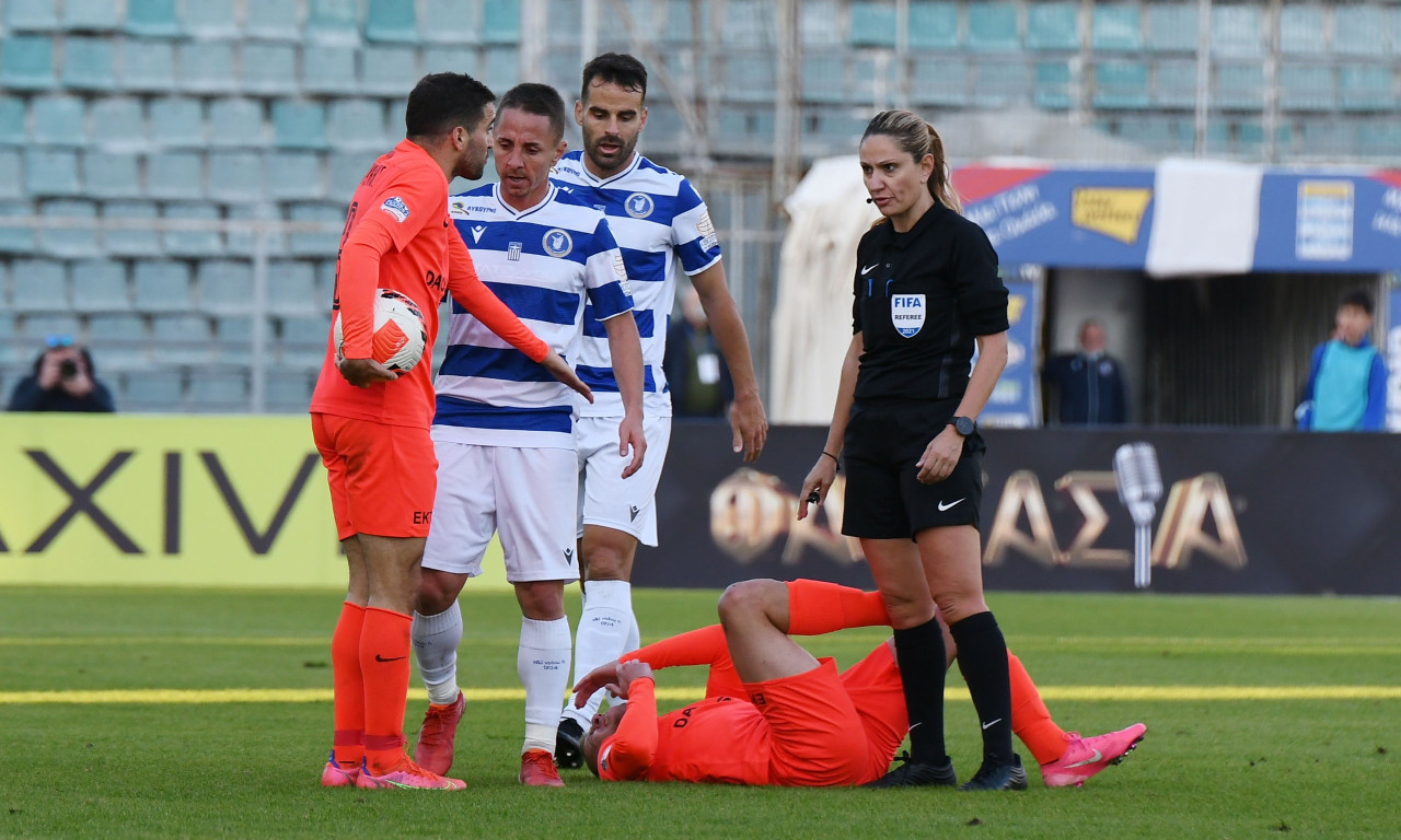 Super League 2: Το πέναλτι της Βέροιας για το οποίο φωνάζει η Νίκη Βόλου (video)