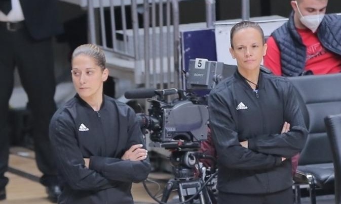 Μπούρσασπορ-Γκραν Κανάρια: Έγραψαν ιστορία οι διαιτητές Τσαρούχα και Πάντερ!