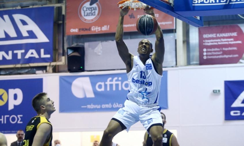 Ιωνικός: Παρελθόν ο Όουενς, συνεχίζει στη Χάποελ Τελ Αβίβ