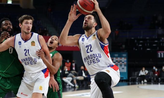 Αναντολού Εφές-Νταρουσάφακα 84-76: «Καθάρισε» ο Μίτσιτς