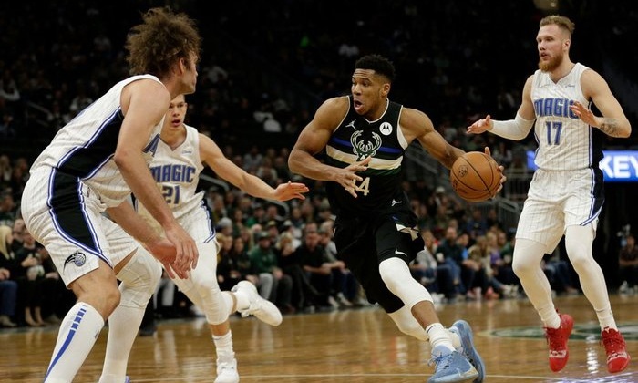 NBA: Απίθανος Αντετοκούνμπο - Νέα νίκη για Μπακς (photos+video)