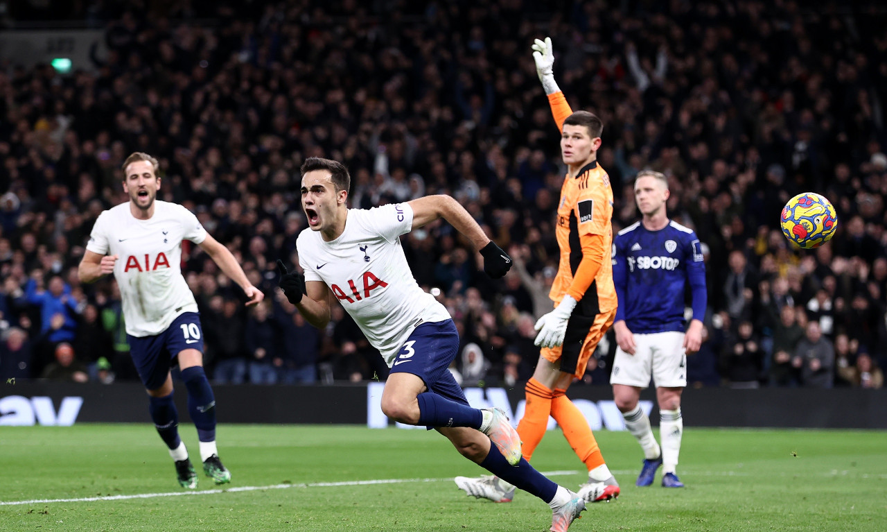 Premier League: Η Τότεναμ λύγισε με ανατροπή την Λιντς (video+photos)