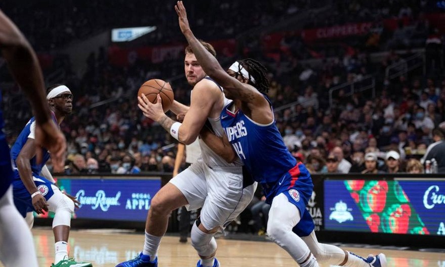 NBA: Τιμωρία σε Ντόντσιτς για trash talking (video)