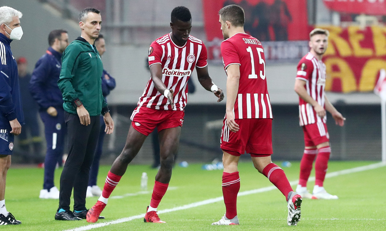 Ολυμπιακός-Φενέρμπαχτσε: Πονοκέφαλος με Παπασταθόπουλο - Τραυματίστηκε και αποχώρησε