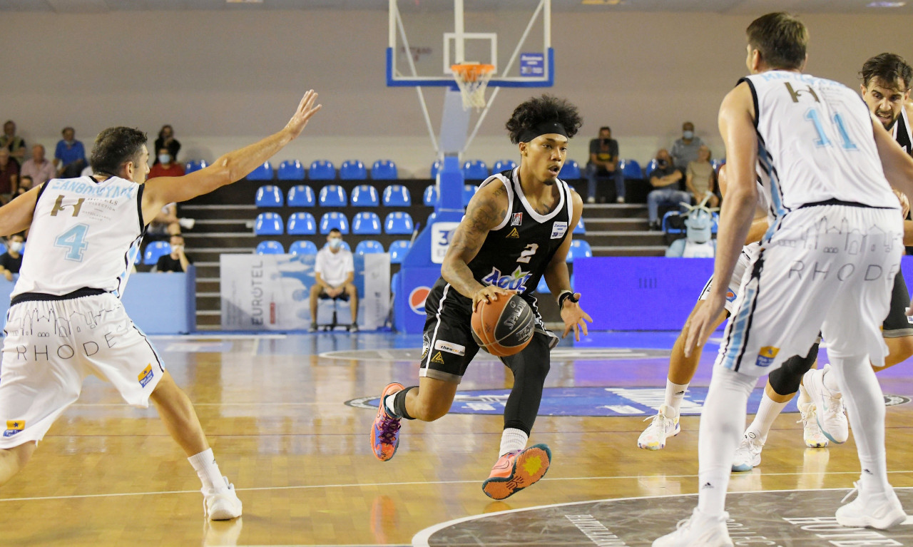 Απόλλων Π.: Στην έξοδο ο Μπάρφιλντ!