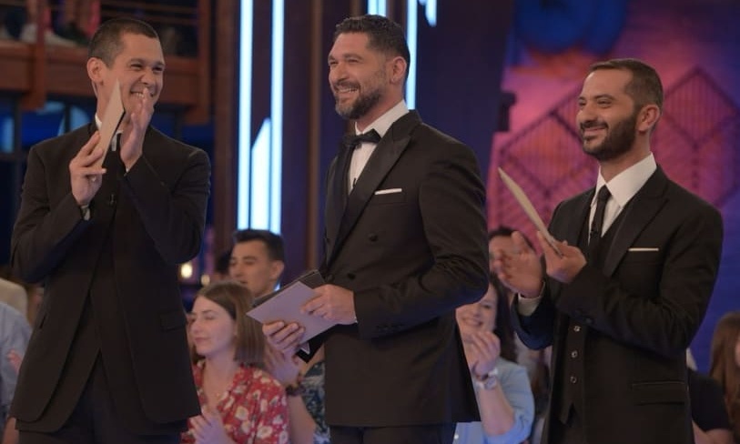 Masterchef: Σπάνιο ντοκουμέντο - Ο Κουτσόπουλος με φανέλα ομάδας - Τον αναγνωρίζετε; (photos)