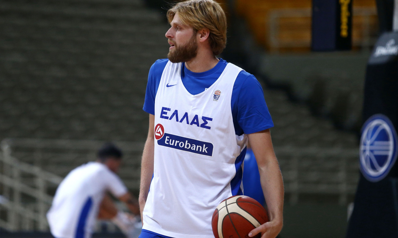 Βασίλης Χαραλαμπόπουλος: Και επίσημα στην Φορτιτούντο Μπολόνια (photos)