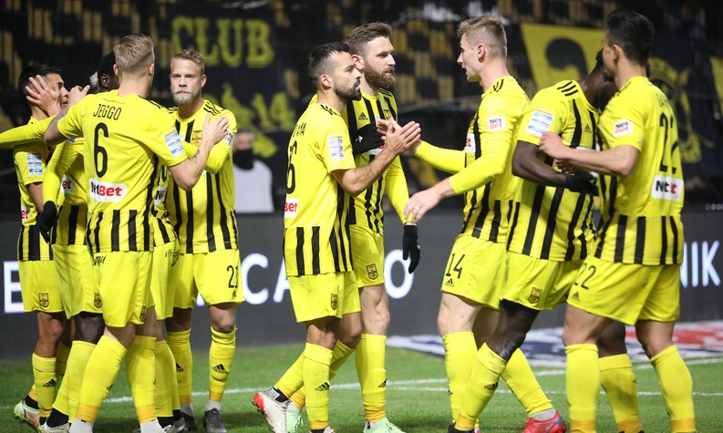 Άρης-ΟΦΗ 3-1: Προβάδισμα πρόκρισης από την άσπρη βούλα και με ΓΚΟΛΑΡΑ Ιτούρμπε! (vids)