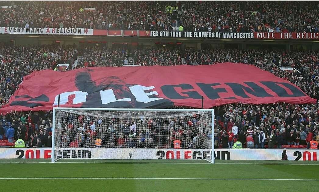 Μάντσεστερ Γιουνάιτεντ: Πανό αποθέωσης του Σόλσκιερ! (Photos)