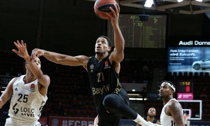 Μπάγερν: Με άδειες κερκίδες μέχρι 15 Δεκεμβρίου