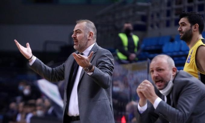 Δέδας: «Κάνουμε μια προσπάθεια να ζεστάνουμε τον κόσμο»