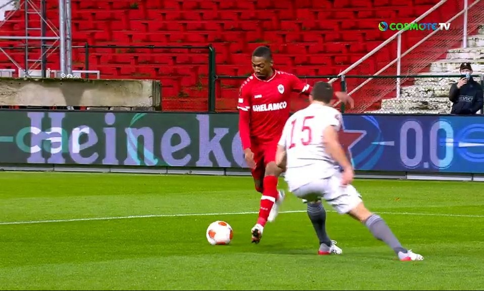 Αντβέρπ-Ολυμπιακός: Το γρήγορο γκολ των Βέλγων (photos+video)