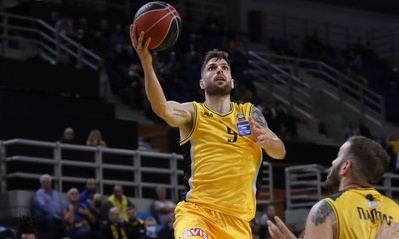 ΑΕΚ-Πετρόπουλος: «Για τον Στέφαν και την ομάδα»