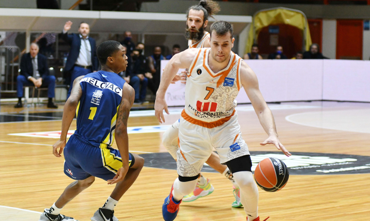 Προμηθέας-Λαύριο 79-71: Ανατροπή με Αγραβάνη-Ρέι!