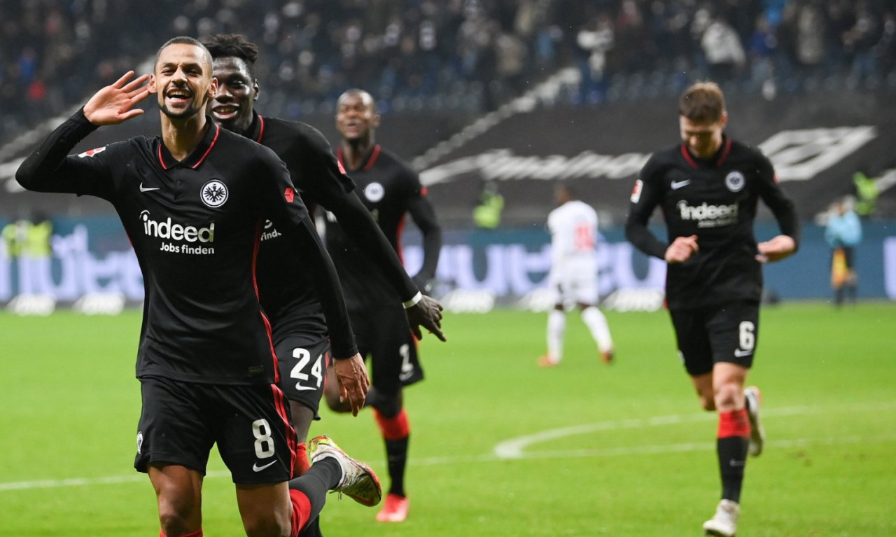 Bundesliga: Τρομερή η Άιντραχτ Φρανκφούρτης ισοπέδωσε με πεντάρα τη Λεβερκούζεν (video+photos)