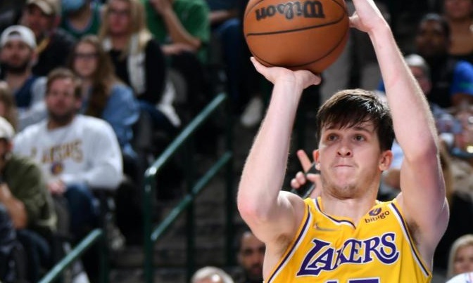 Λέικερς: Μπουγέλο... για το νικητήριο καλάθι του Όστιν Ριβς