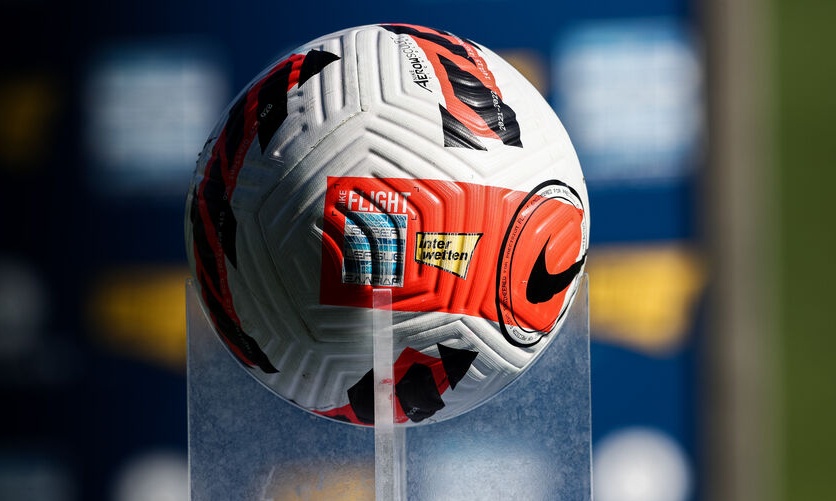 Η δράση συνεχίζεται σήμερα με Super League, Premier League και Κύπελλο Ιταλίας