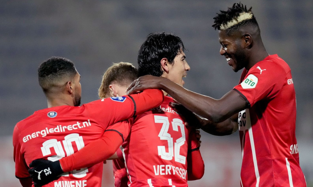 Ολλανδία: Πρωταθλήτρια χειμώνα η Αϊντχόφεν