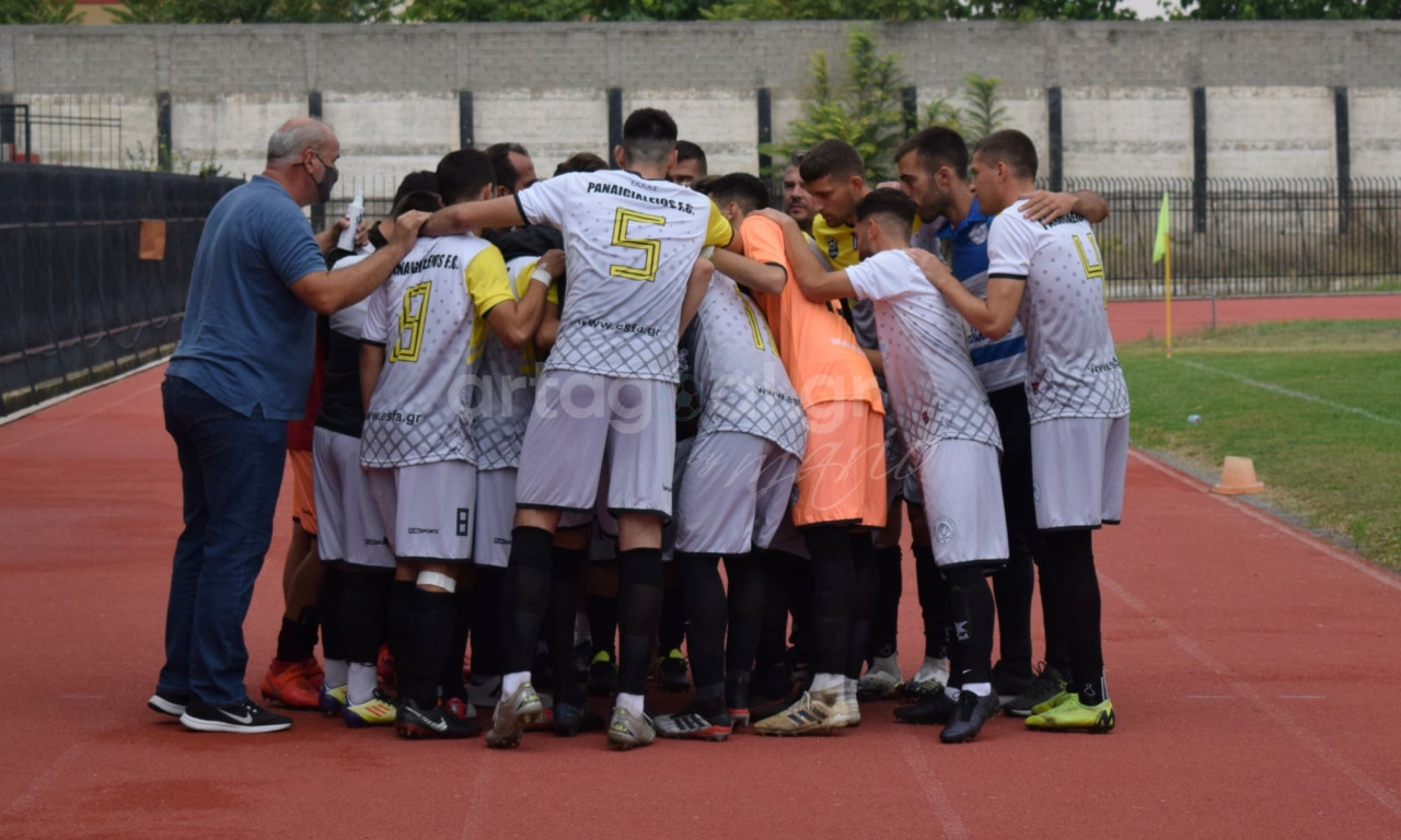 Τρομερά σκηνικά στον Παναιγάλειο - Στο αυτόφωτο ο Γκάμαρης