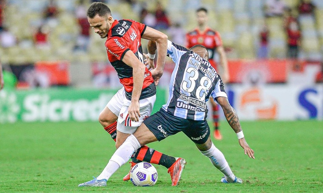 Ολυμπιακός: Κρούση σε Βραζιλιάνο αριστερό μπακ (video+photos)