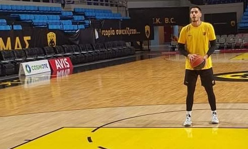 ΑΕΚ: Στην «Ένωση» ως το 2024 ο Κόνιαρης (photos)