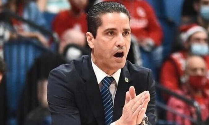 Σφαιρόπουλος: «Η διοίκηση άναψε το πράσινο φως για μεταγραφές»