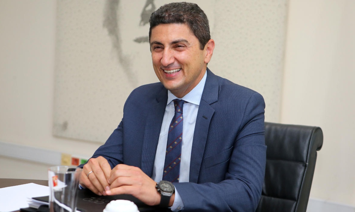 Ο Λευτέρης Αυγενάκης υποδέχεται το 2022 και τον Διεθνή Ποδηλατικό Γύρο Ελλάδας (video)