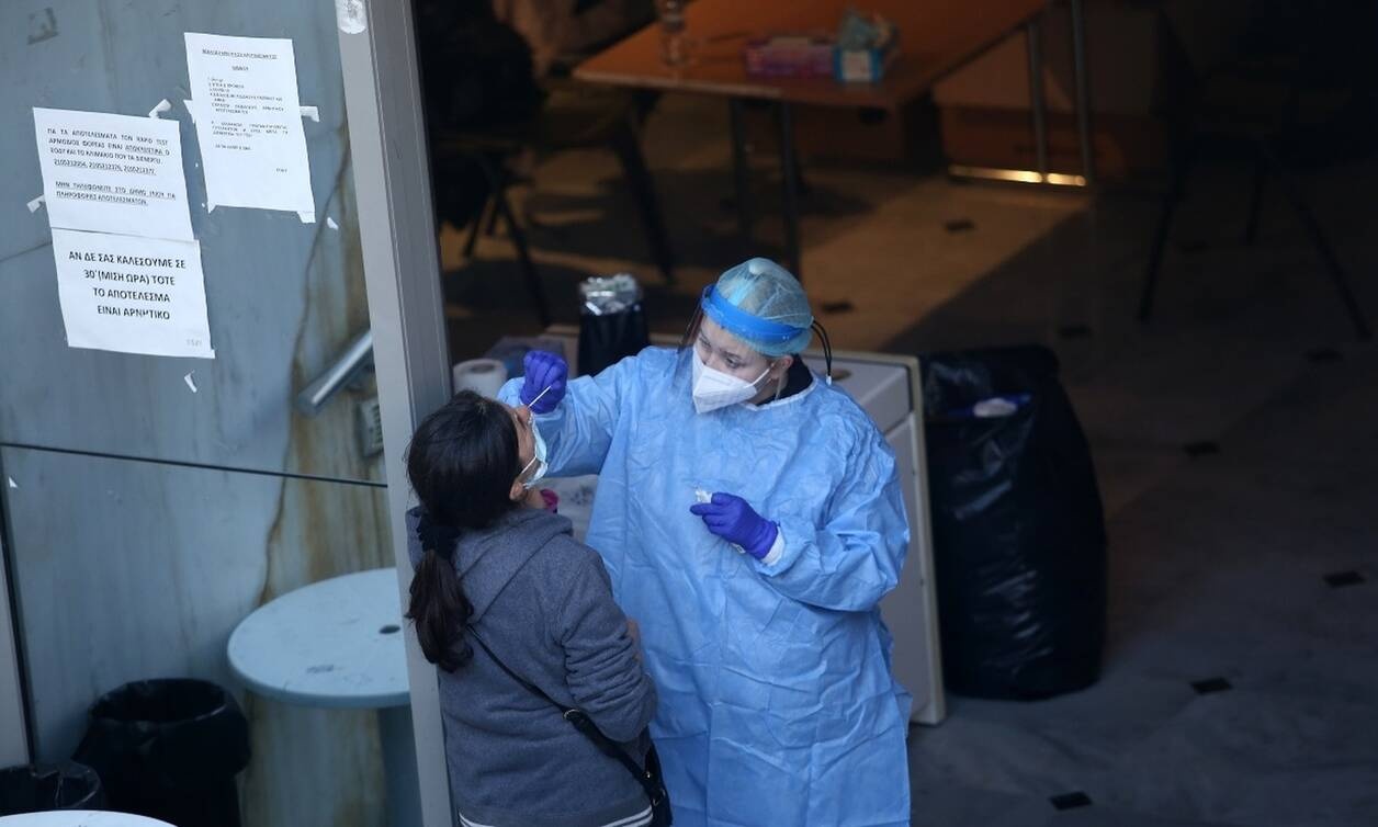 Συνταγογράφηση των μοριακών τεστ ζητά ο Ιατρικός Σύλλογος Αθηνών