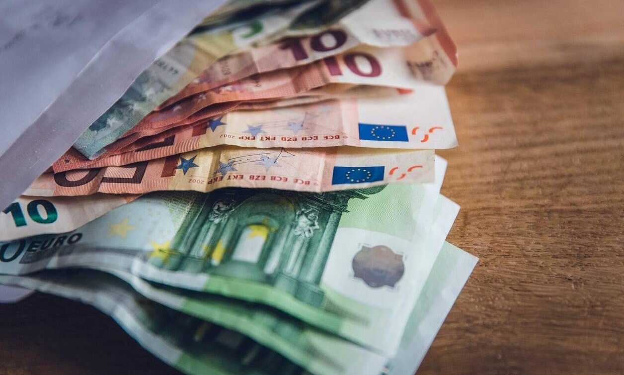 Αποζημίωση 534 ευρώ σε καλλιτέχνες: Όροι και προϋποθέσεις ένταξης στα μέτρα στήριξης (πίνακας)