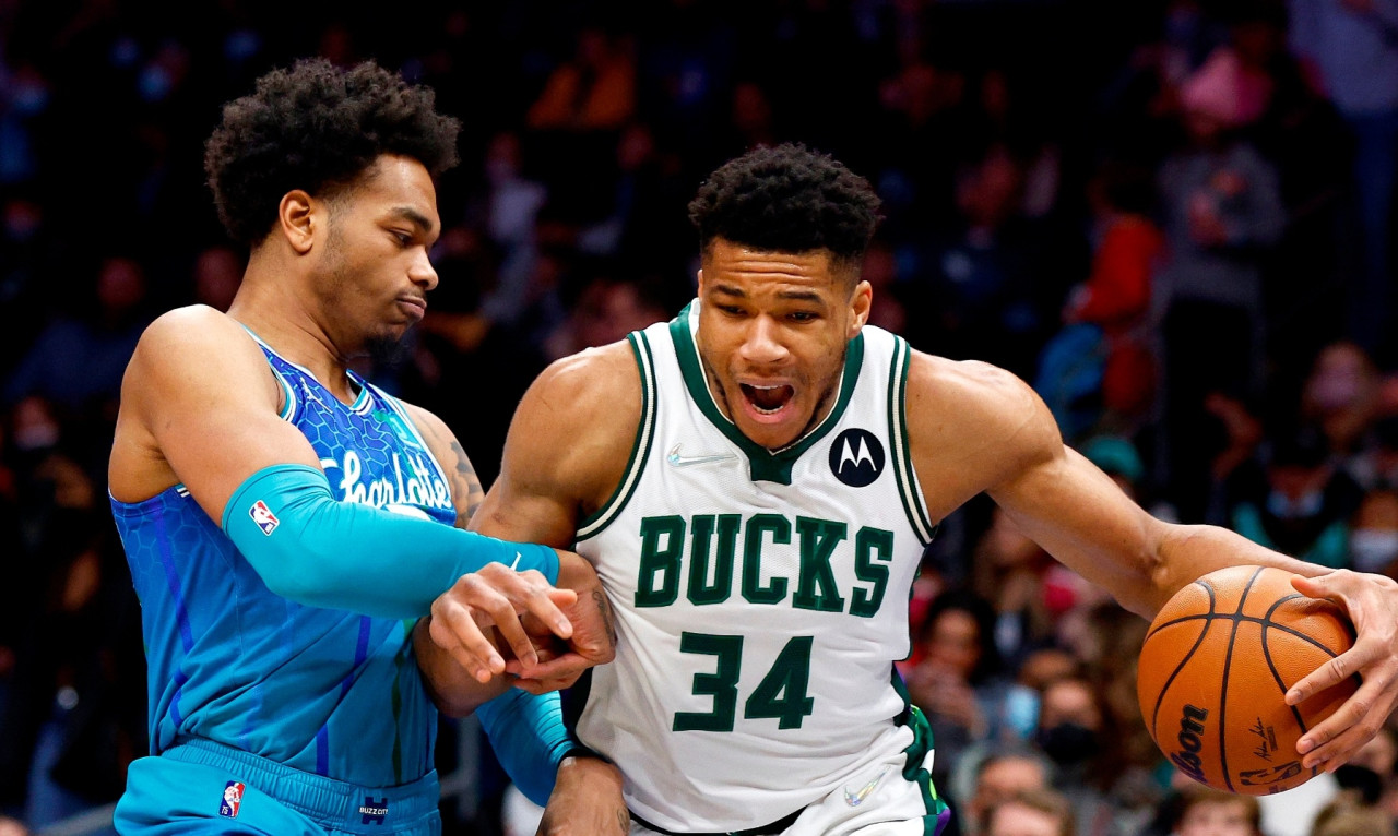 NBA: Δεύτερη σερί ήττα για Μπακς - «Άγγιξε» το triple double ο Αντετοκούνμπο (photos+video)
