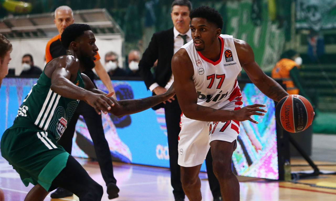 Ολυμπιακός: Συμμετείχε στην προπόνηση ο ΜακΚίσικ!