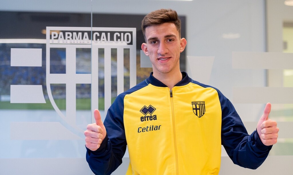 Ταξίδι αστραπή για Ζαγαρίτη - Στην Ελλάδα ο Έλληνας μπακ