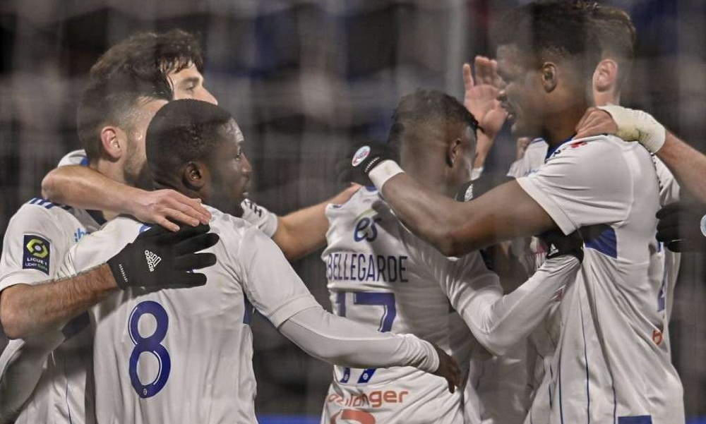 Ligue 1: Σπουδαίο «διπλό» η Τρουά, νίκες για Στρασμπούρ και Λιλ (Photos)